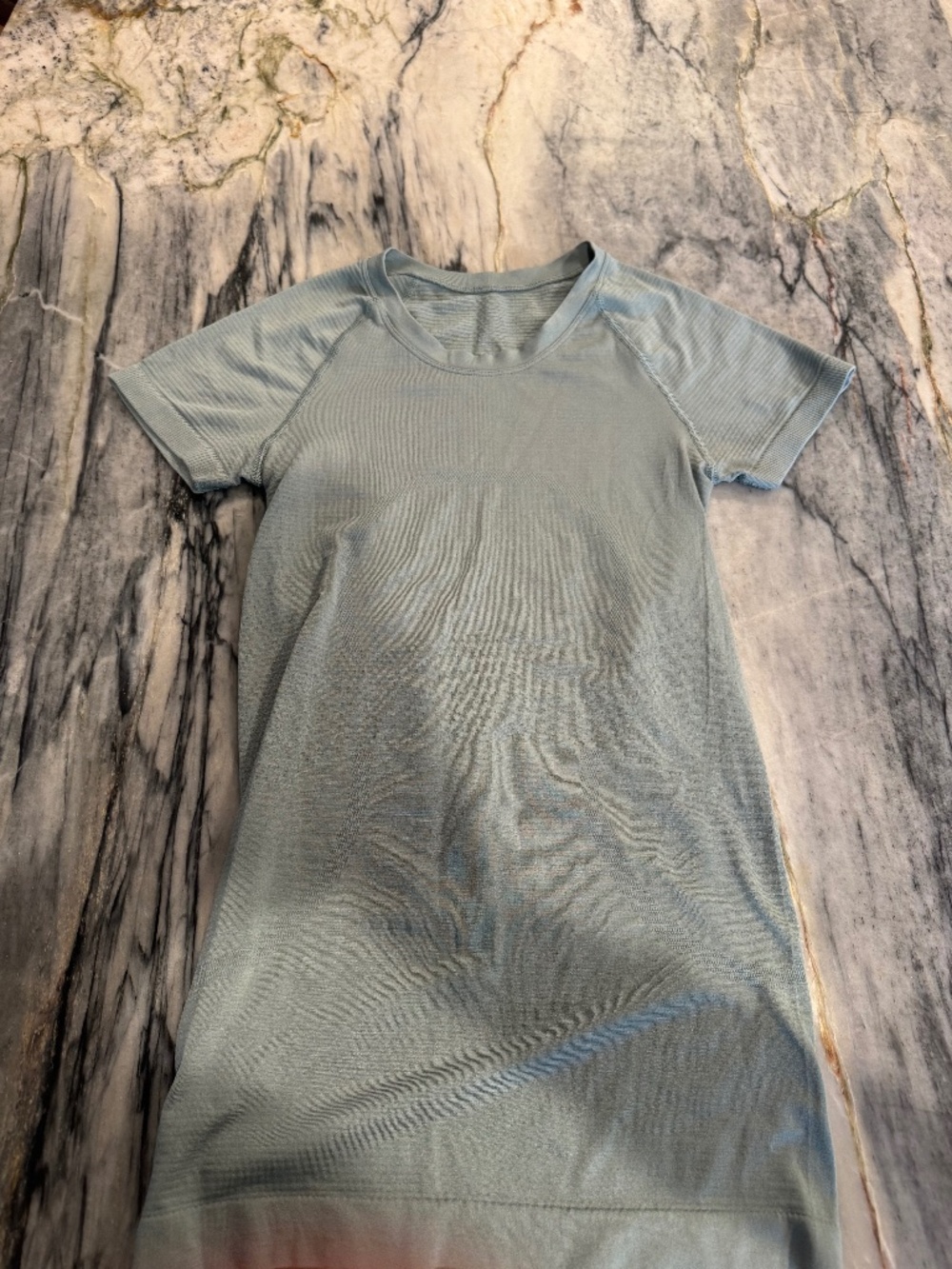 LuLemon Swiftly Tech 2.0 short sleeve waist length